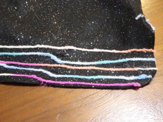【レビュー】毛糸ミシンHug＋を使った感想と可愛い作品作り。しましまティッシュケースとキラキラポシェットを作ったよ。