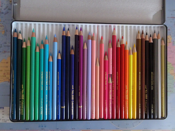 色鉛筆の買いたしと補充。色鉛筆ケースの中身を娘の好みの色に入れ替えてみました。 | Dear Smile